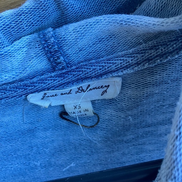 Jane and Delancey Blue Relaxed Super Soft Long Sleeve Hoodie Size XS - Picture 4 of 4